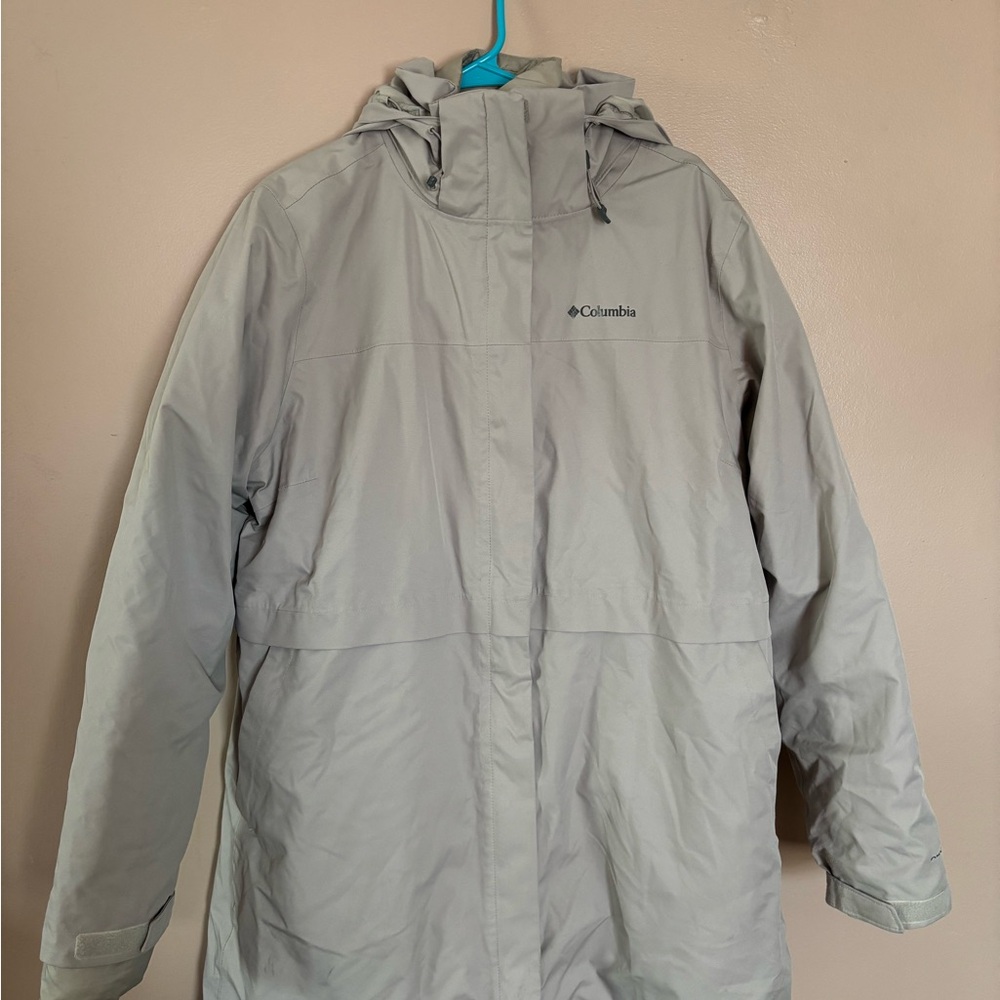 Columbia Light Gray Ski & Snow Jacket